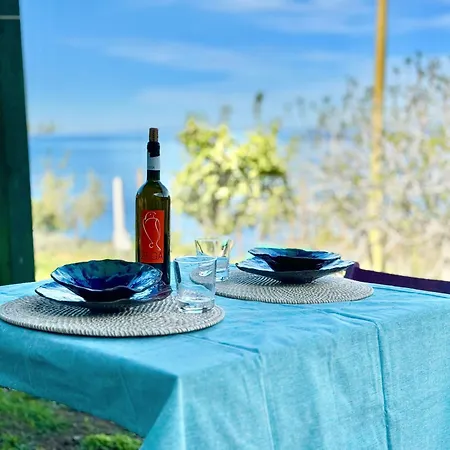 Karma, Con Vista Mare Apartment